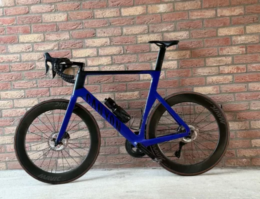 Canyon Aeroad CF SLX 8 Di2 – Maat 2XL – Zo goed als nieuw